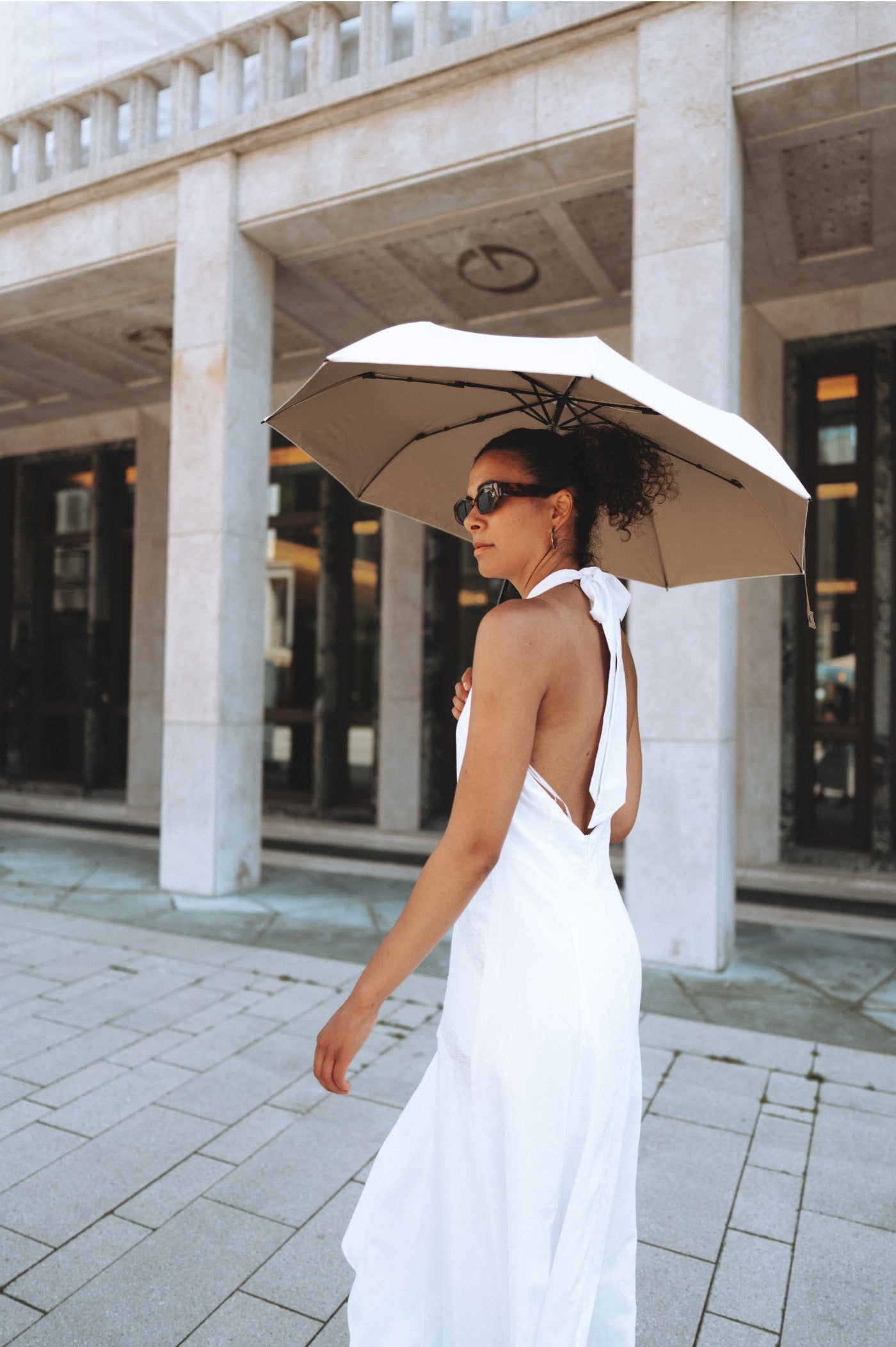 Das Comeback des Sonnenschirms: Ein lang unterschätztes Accessoire